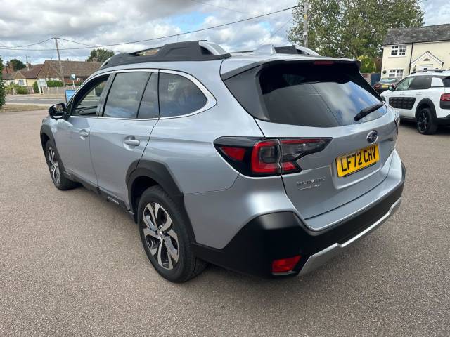 2022 Subaru Outback 2.5i Touring Lineartronic 4WD Euro 6 (s/s) 5dr